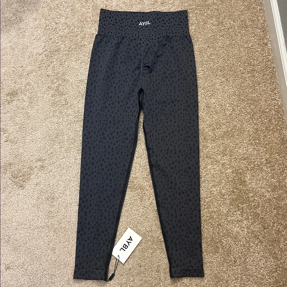 AYBL Evolve Speckle Seamless Charcoal Leopard Print Activewear Set Medium Large - Picture 10 of 11